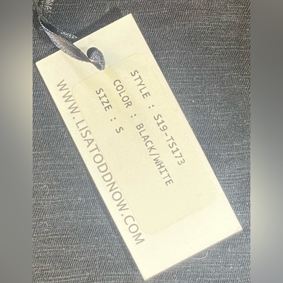 Lisa Todd Short Sleeve Blouse/Tunic Size Small Black/White NEW Drawstring Hem - Picture 6 of 8